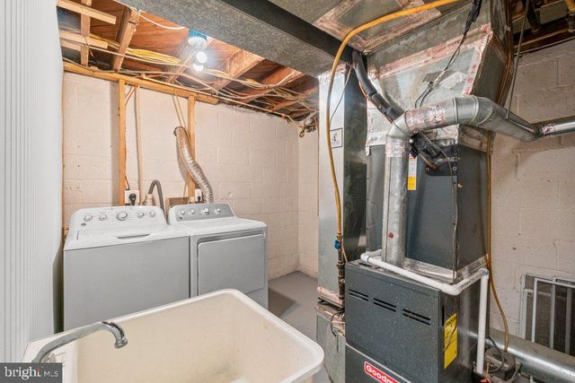 3735 SYLVAN DR, Baltimore, MD 21207