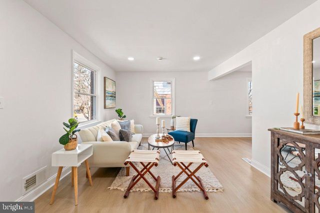 3735 SYLVAN DR, Baltimore, MD 21207