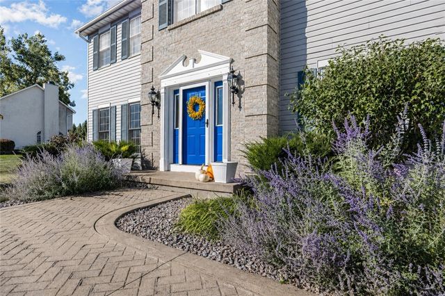 5 Knollwood Drive, Ogden, NY 14428
