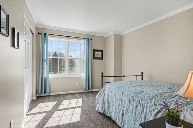 5 Knollwood Drive, Ogden, NY 14428