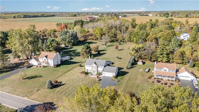 5 Knollwood Drive, Ogden, NY 14428