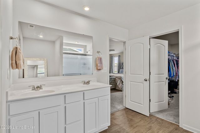 214 Ardmore Crossing Dr, Shelbyville, KY 40065