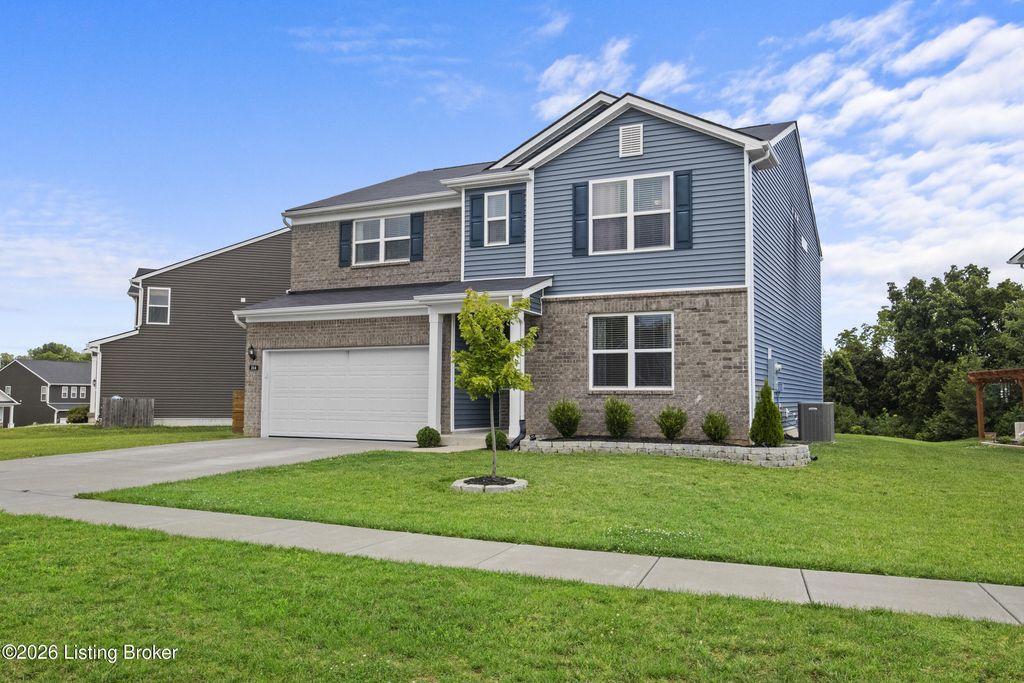 214 Ardmore Crossing Dr, Shelbyville, KY 40065