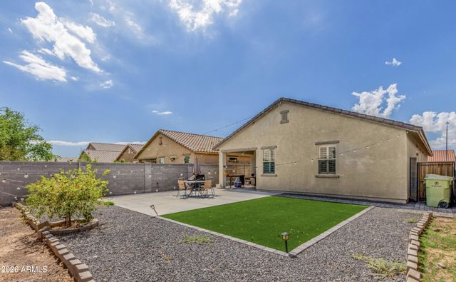 5751 N 71ST Drive, Glendale, AZ 85303