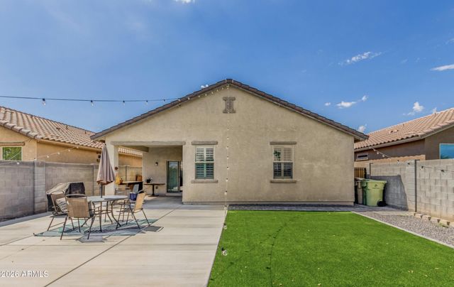 5751 N 71ST Drive, Glendale, AZ 85303