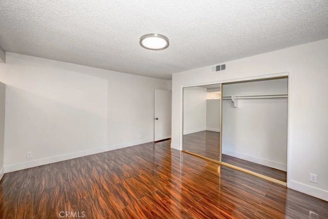 19443 Superior Street, Northridge, CA 91324