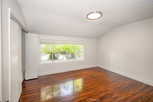 19443 Superior Street, Northridge, CA 91324
