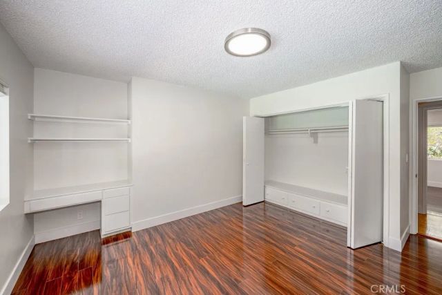 19443 Superior Street, Northridge, CA 91324