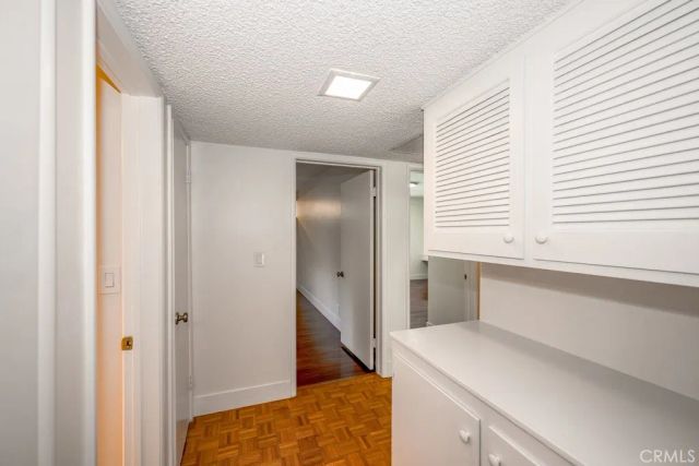 19443 Superior Street, Northridge, CA 91324
