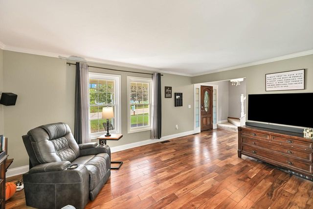 N108W15219 Bel Aire LANE, Germantown, WI 53022