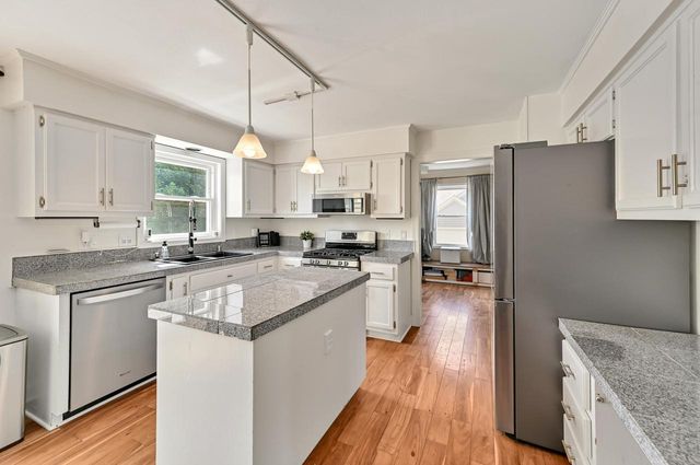 N108W15219 Bel Aire LANE, Germantown, WI 53022