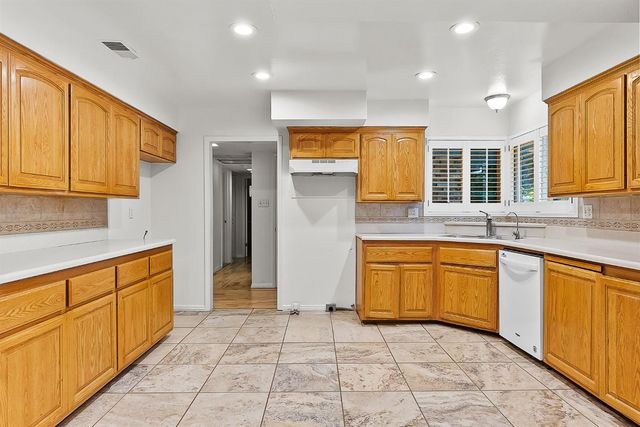 1224 Nevis Ct, Sacramento, CA 95822