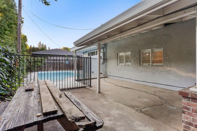 1224 Nevis Ct, Sacramento, CA 95822