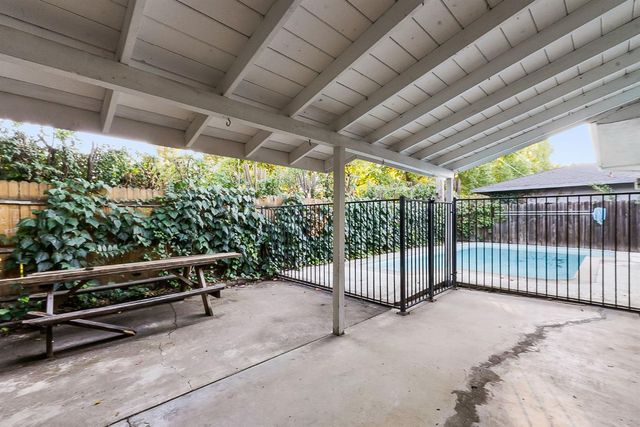 1224 Nevis Ct, Sacramento, CA 95822