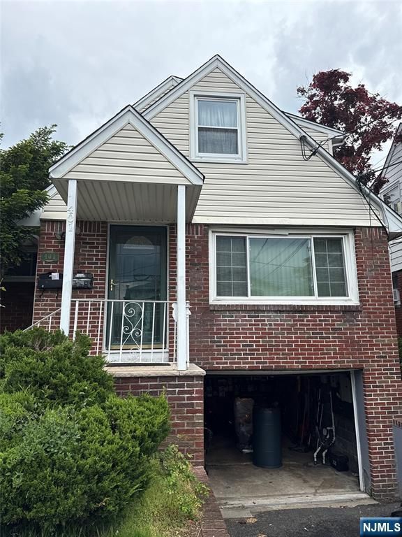 401 Chestnut Avenue, South Hackensack, NJ 07606
