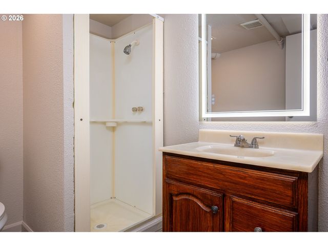 3558 Se 67TH Ave, Portland, OR 97206