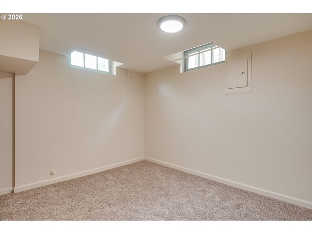 3558 Se 67TH Ave, Portland, OR 97206