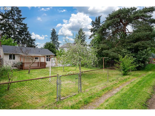 3558 Se 67TH Ave, Portland, OR 97206