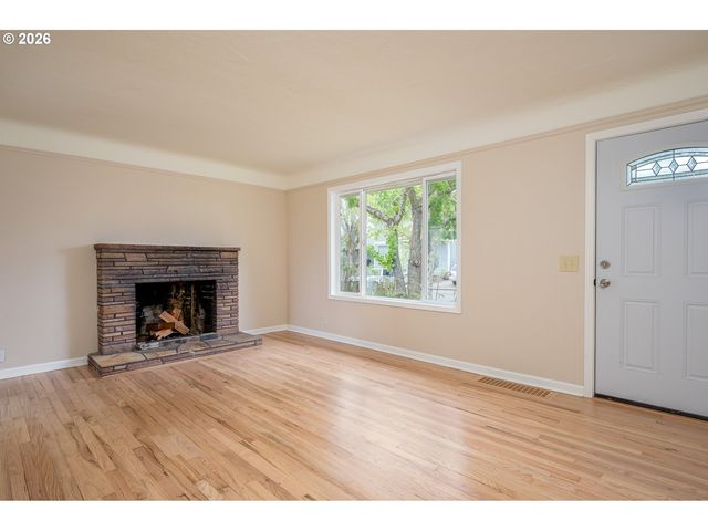 3558 Se 67TH Ave, Portland, OR 97206