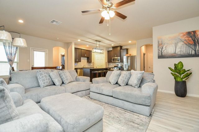 10519 Scrub Oak Drive, Rosharon, TX 77583