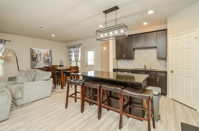 10519 Scrub Oak Drive, Rosharon, TX 77583