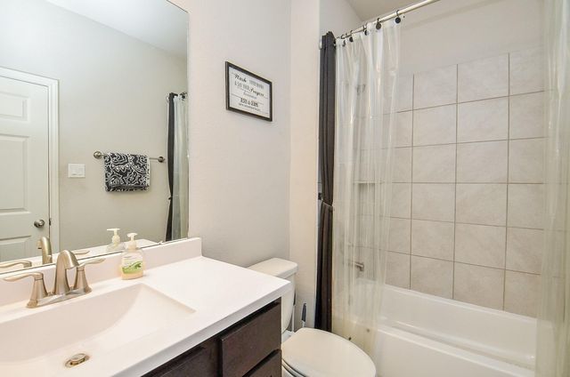 10519 Scrub Oak Drive, Rosharon, TX 77583