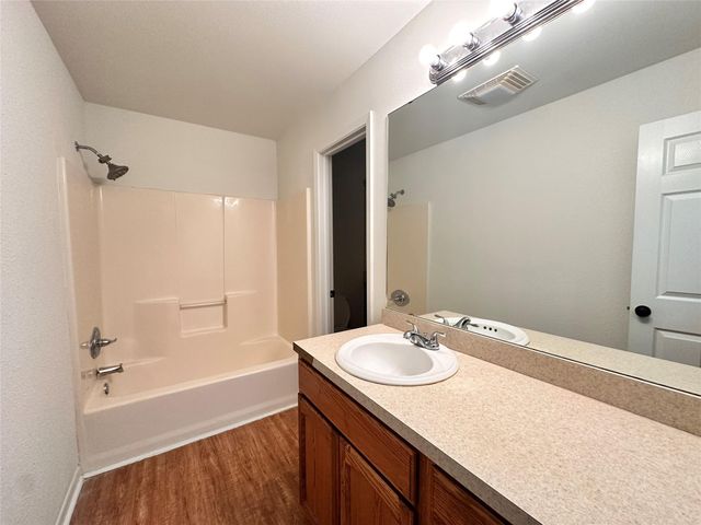 1501 Earle ST, San Marcos, TX 78666