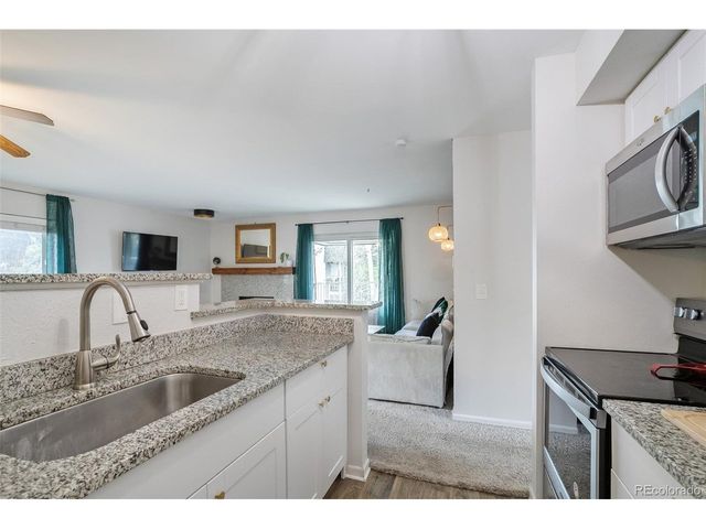 5770 E Warren Ave 317, Denver, CO 80222