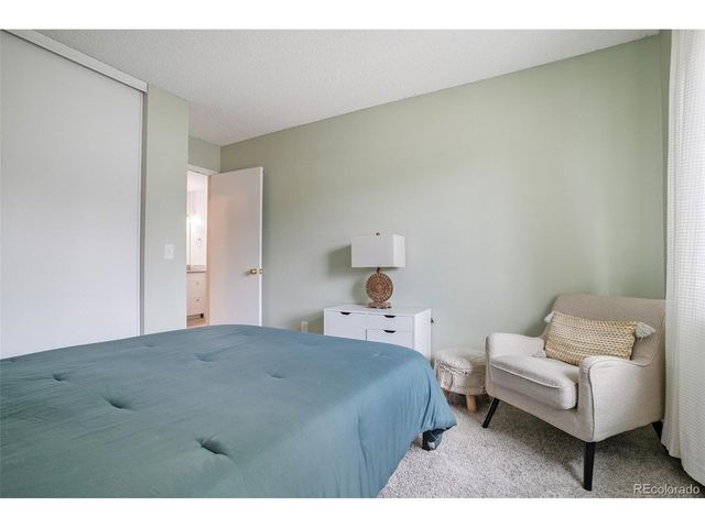 5770 E Warren Ave 317, Denver, CO 80222