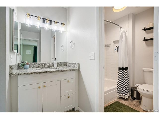 5770 E Warren Ave 317, Denver, CO 80222