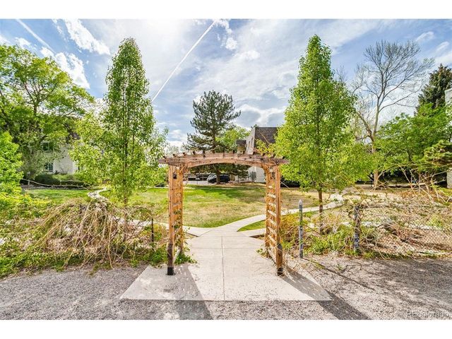 5770 E Warren Ave 317, Denver, CO 80222