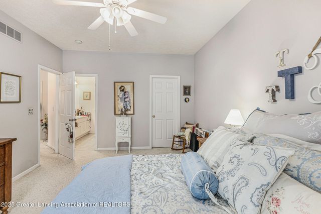 2545 Limerick Circle 8, Holt, MI 48842