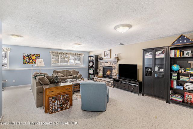 2545 Limerick Circle 8, Holt, MI 48842