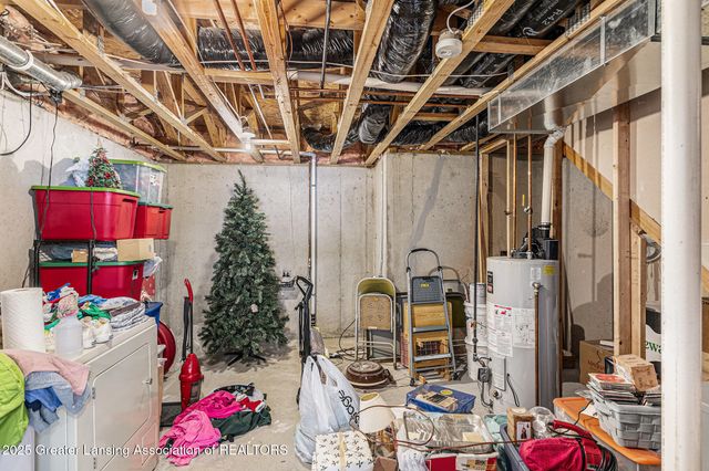 2545 Limerick Circle 8, Holt, MI 48842