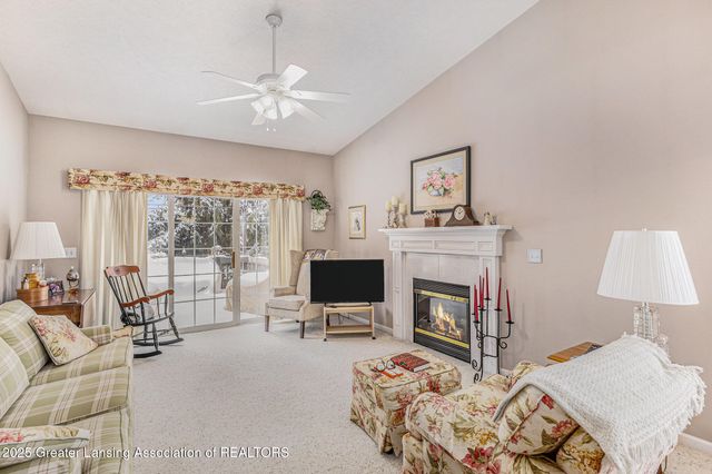 2545 Limerick Circle 8, Holt, MI 48842