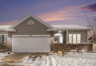 2545 Limerick Circle 8, Holt, MI 48842