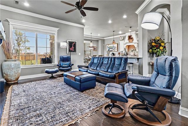 940 Via Firenze Avenue, Tontitown, AR 72762
