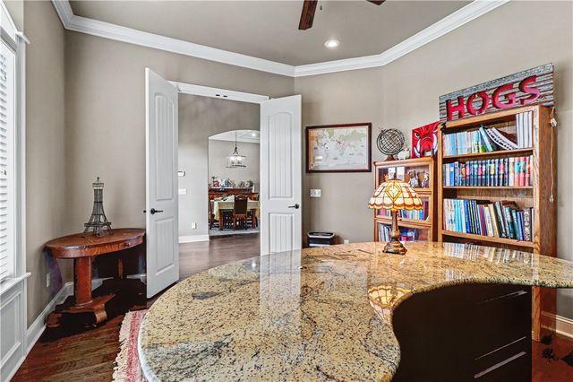 940 Via Firenze Avenue, Tontitown, AR 72762
