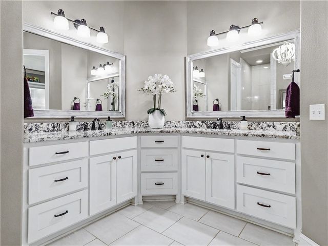 940 Via Firenze Avenue, Tontitown, AR 72762