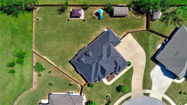 940 Via Firenze Avenue, Tontitown, AR 72762