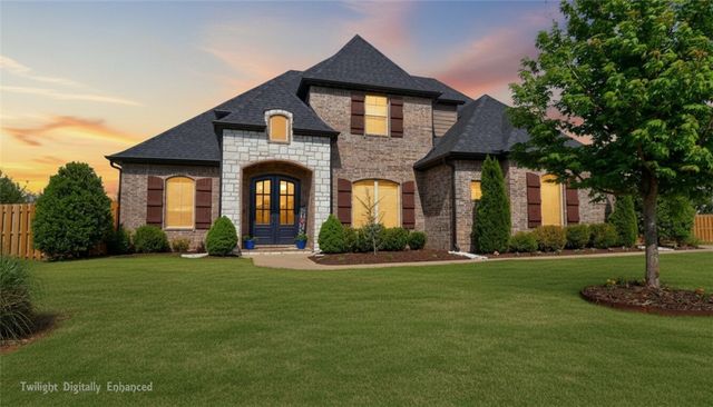 940 Via Firenze Avenue, Tontitown, AR 72762