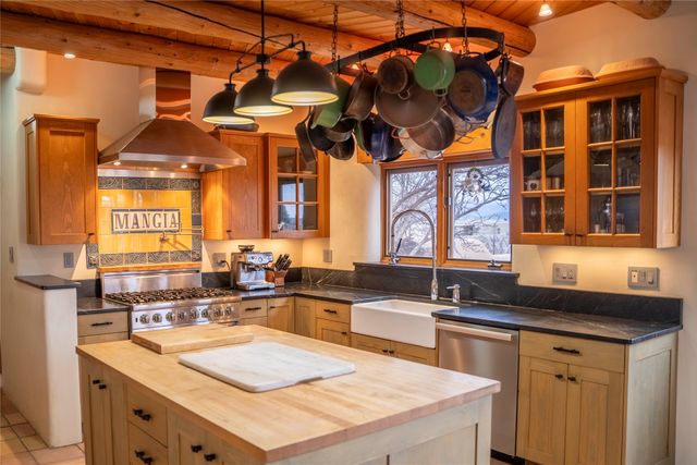 12 Villa Ventosa, El Prado, NM 87529