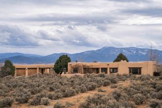 12 Villa Ventosa, El Prado, NM 87529