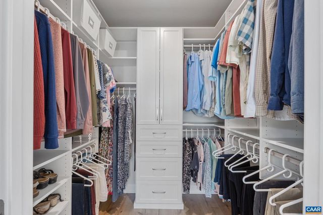 11 PERSIMMON WAY, Zion Crossroads, VA 22942