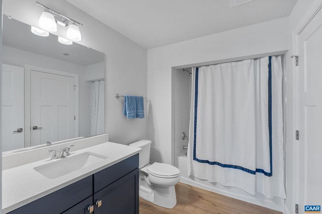 11 PERSIMMON WAY, Zion Crossroads, VA 22942