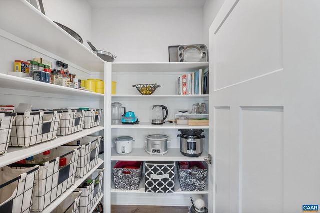 11 PERSIMMON WAY, Zion Crossroads, VA 22942