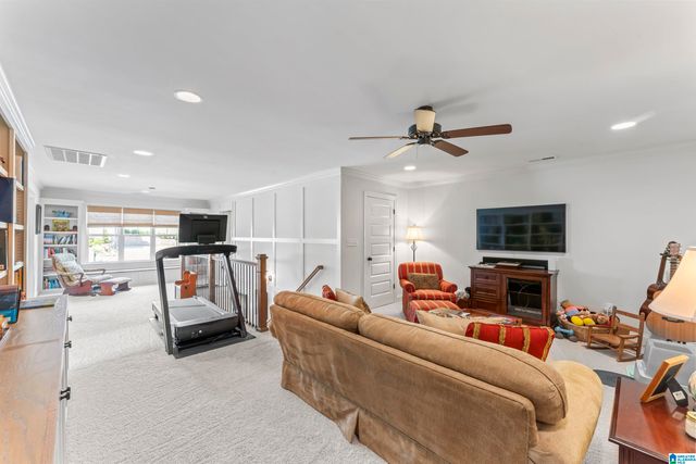 212 BIRKDALE CIRCLE, Pelham, AL 35124
