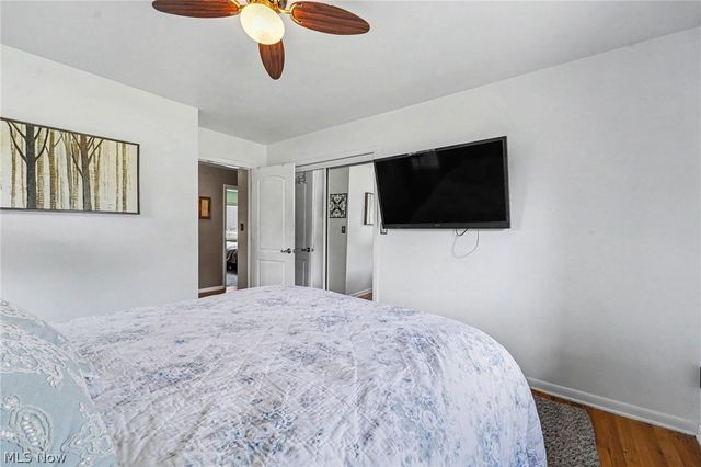 272 N Skyline Drive, Seven Hills, OH 44131