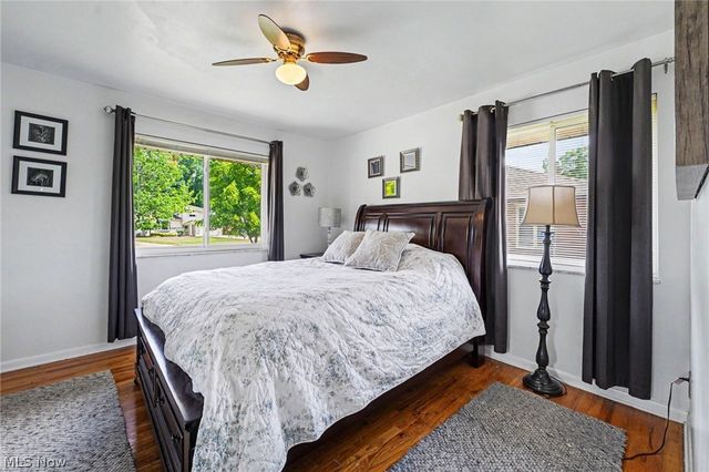 272 N Skyline Drive, Seven Hills, OH 44131