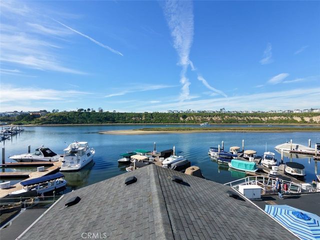 7 Saratoga, Newport Beach, CA 92660